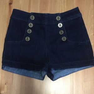 Express shorts